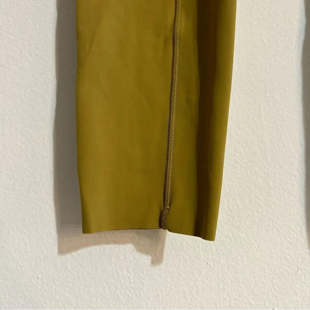 Lululemon Fast and Free Tight II Non-Reflective Nulux Leggings Sze 4 Golden Lime